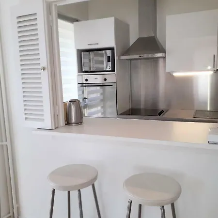 Les Phalenes Apartment